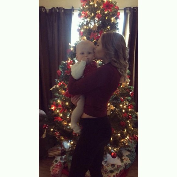 Meet your Posher, Taylor - Picture 1 of 1